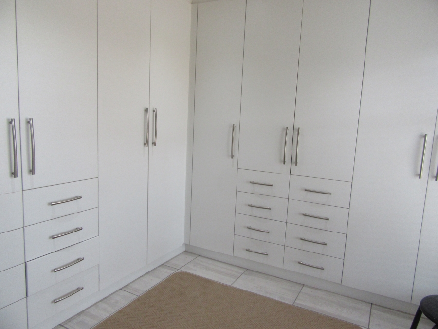 3 Bedroom Property for Sale in Hartenbos Central Western Cape